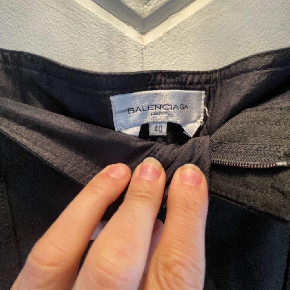 Women’s Balenciaga pants - Picture 2 of 3